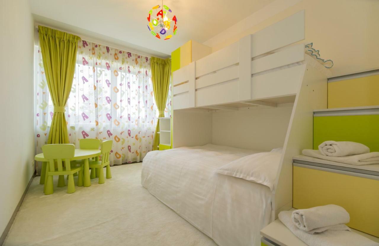Family Apartment In Silver Mountain Resort Poiana Brasov Eksteriør bilde